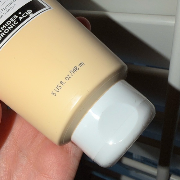 IT Cosmetics Confidence in a Cleanser - Picture 11 of 11